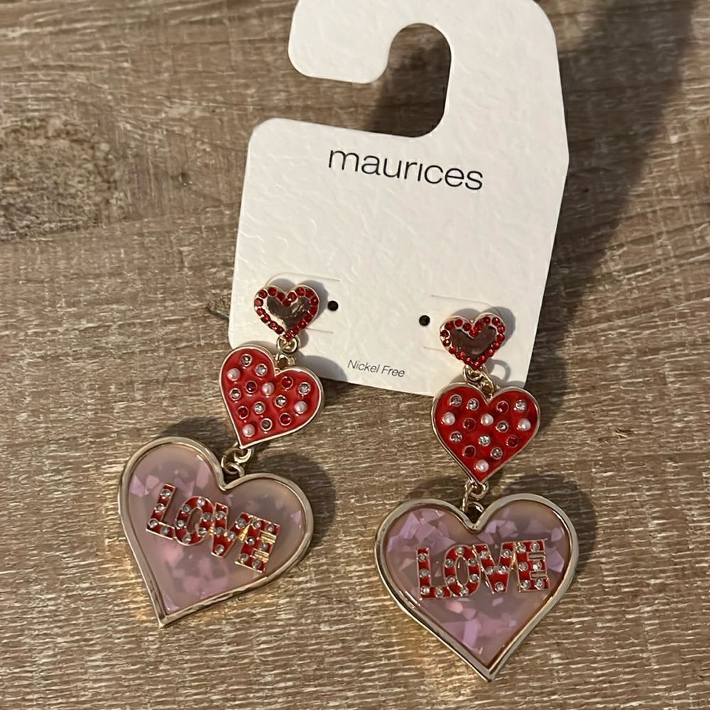 MAURICES HEART EARRINGS